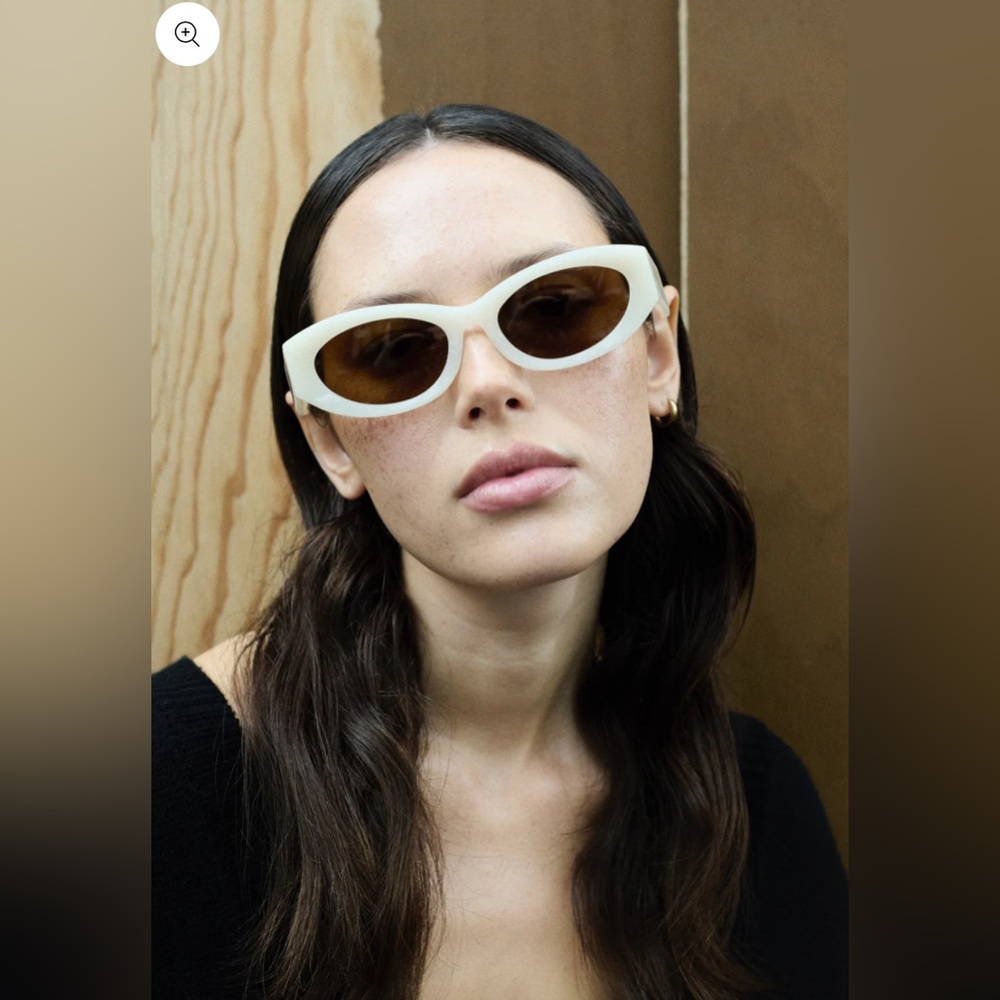 EDERA EYEWEAR MARGAUX,SLEEK OVAL ,STYLING CREAMY ITALIAN MAZZUCCHELLI ACETATE